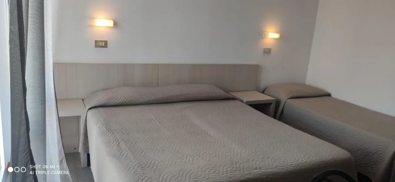 Hotel Orlov Ρίμινι Ιταλία