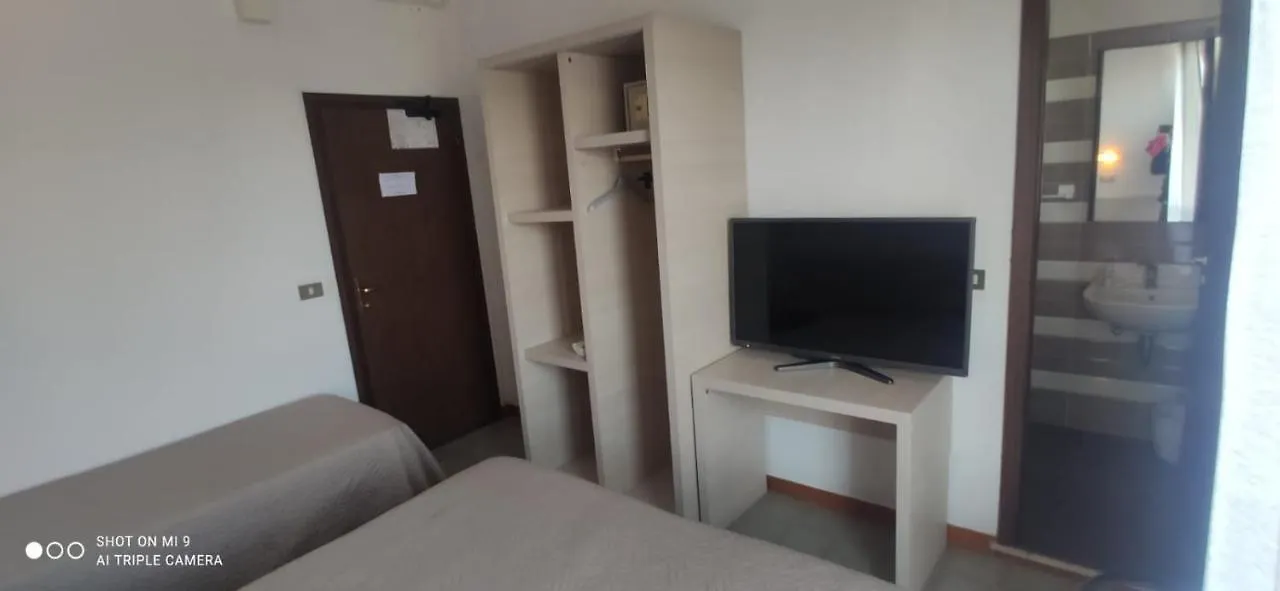 **  Hotel Orlov Rimini Italia
