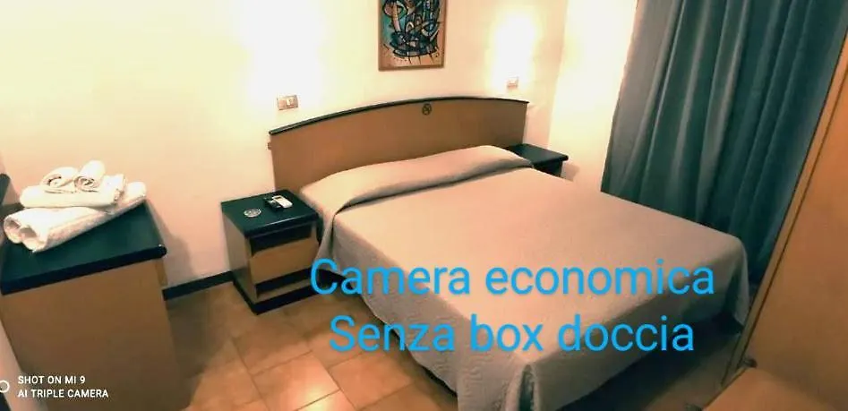 Hotel Orlov Rimini 2*,  Italia